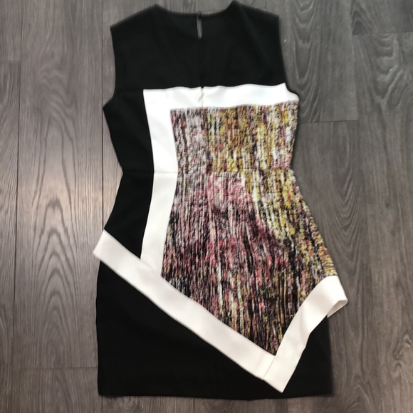 BCBG dress size 8 - Picture 4 of 12